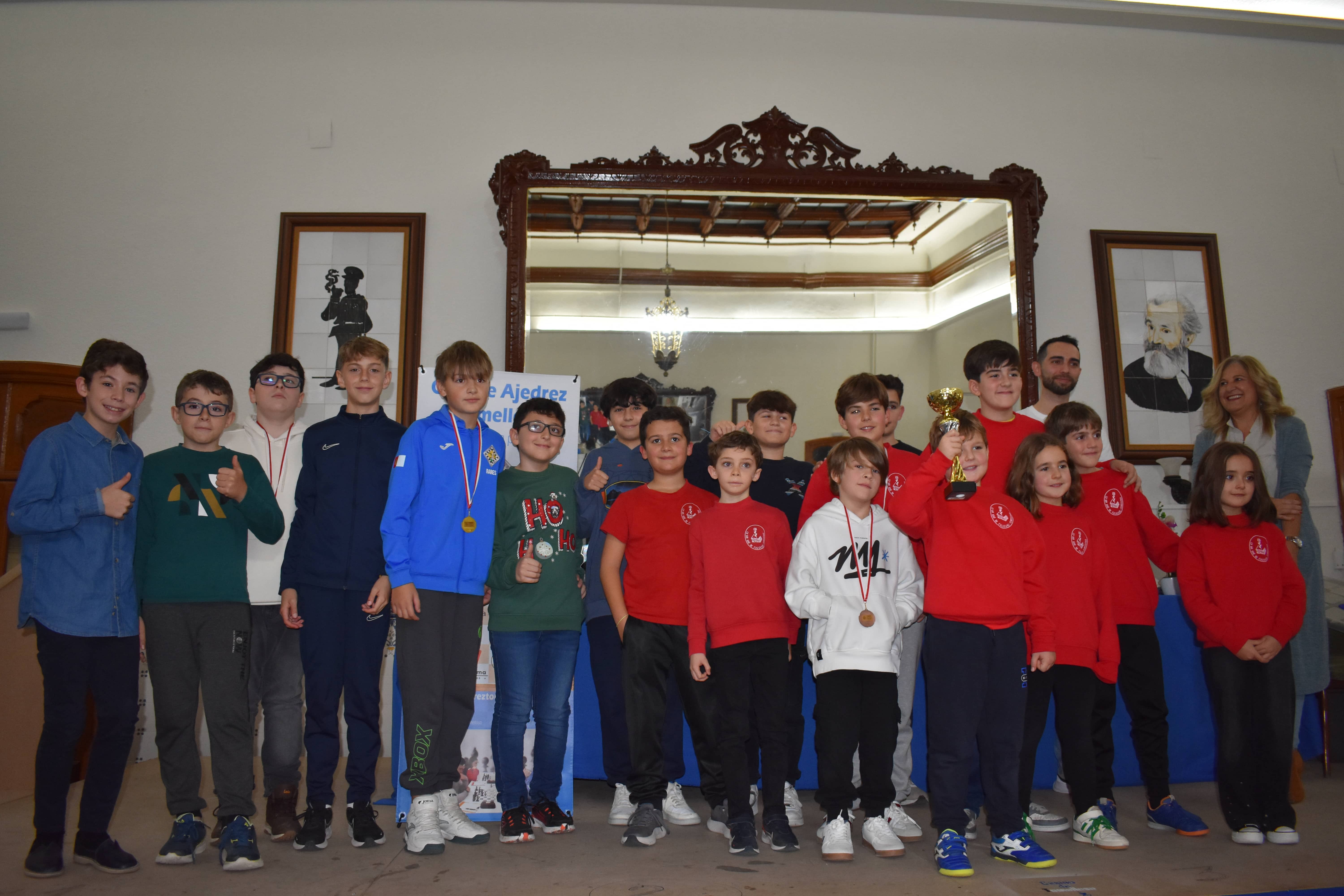 Virgen de las Viñas conquista su primer Interescolar en la XV edición del torneo de ajedrez 15 Colegio San José de Calasanz 2º clasificado